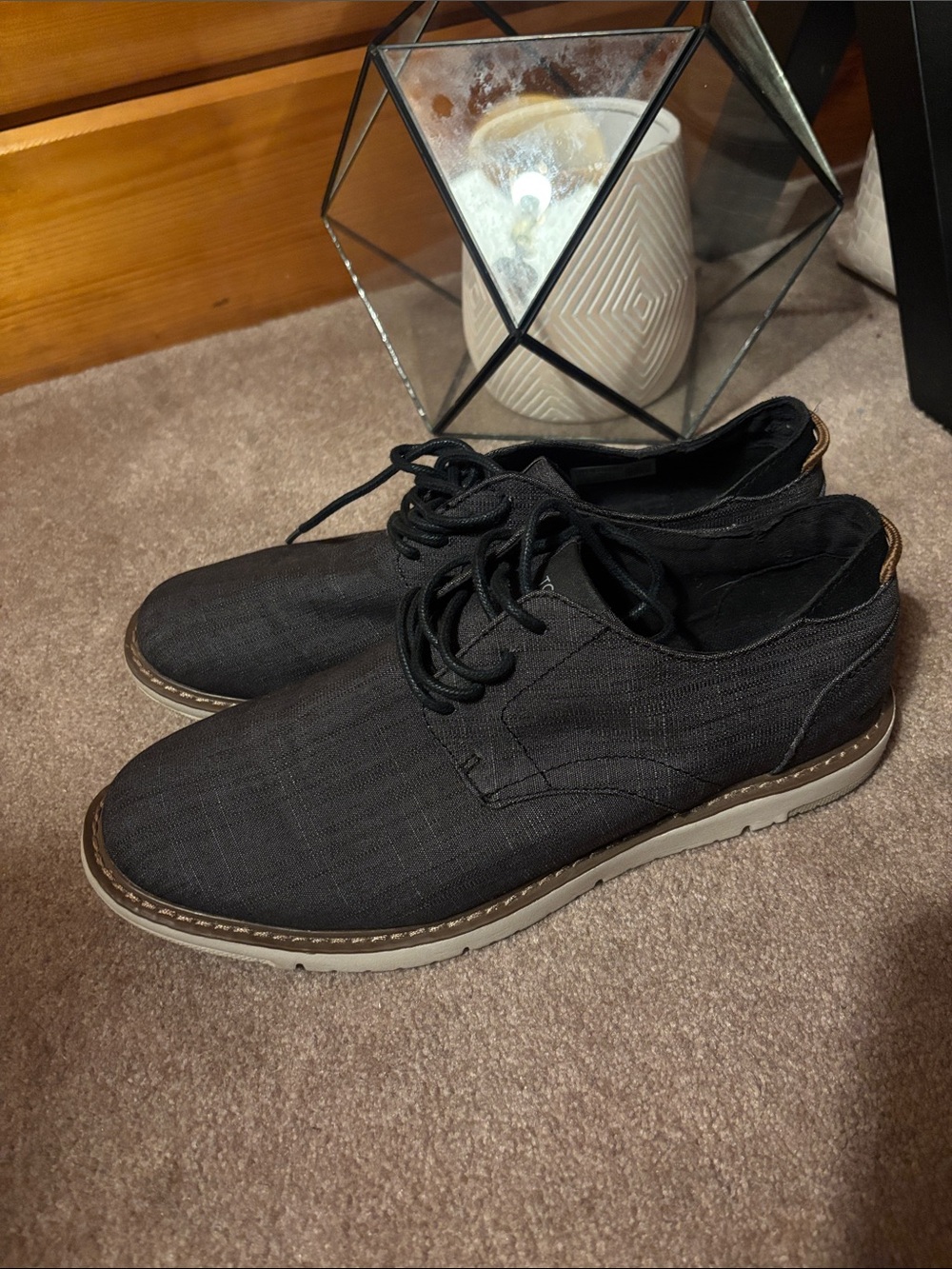Toms Black Casual Derby Shoes with Cream Sole